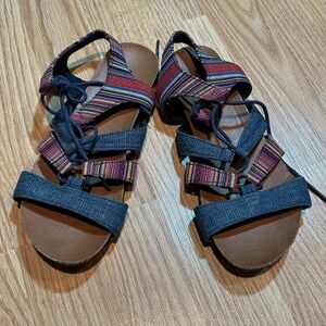 Minnetonka Womens Multi Color Striped Lace Up Gladiator Sandals Blue Size 8